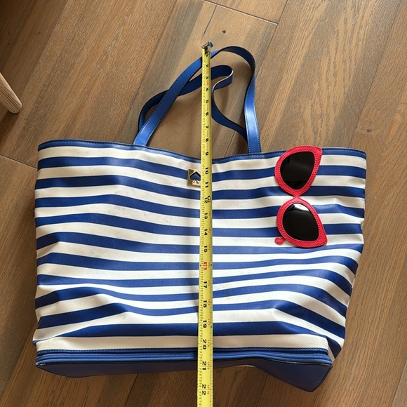 Kate Spade Beach Tote - Picture 4 of 7